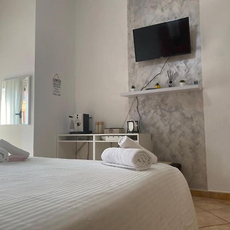 Vittorio Veneto Bed & Breakfast Bologna Bagian luar foto