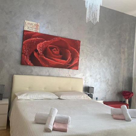 Vittorio Veneto Bed & Breakfast Bologna Bagian luar foto