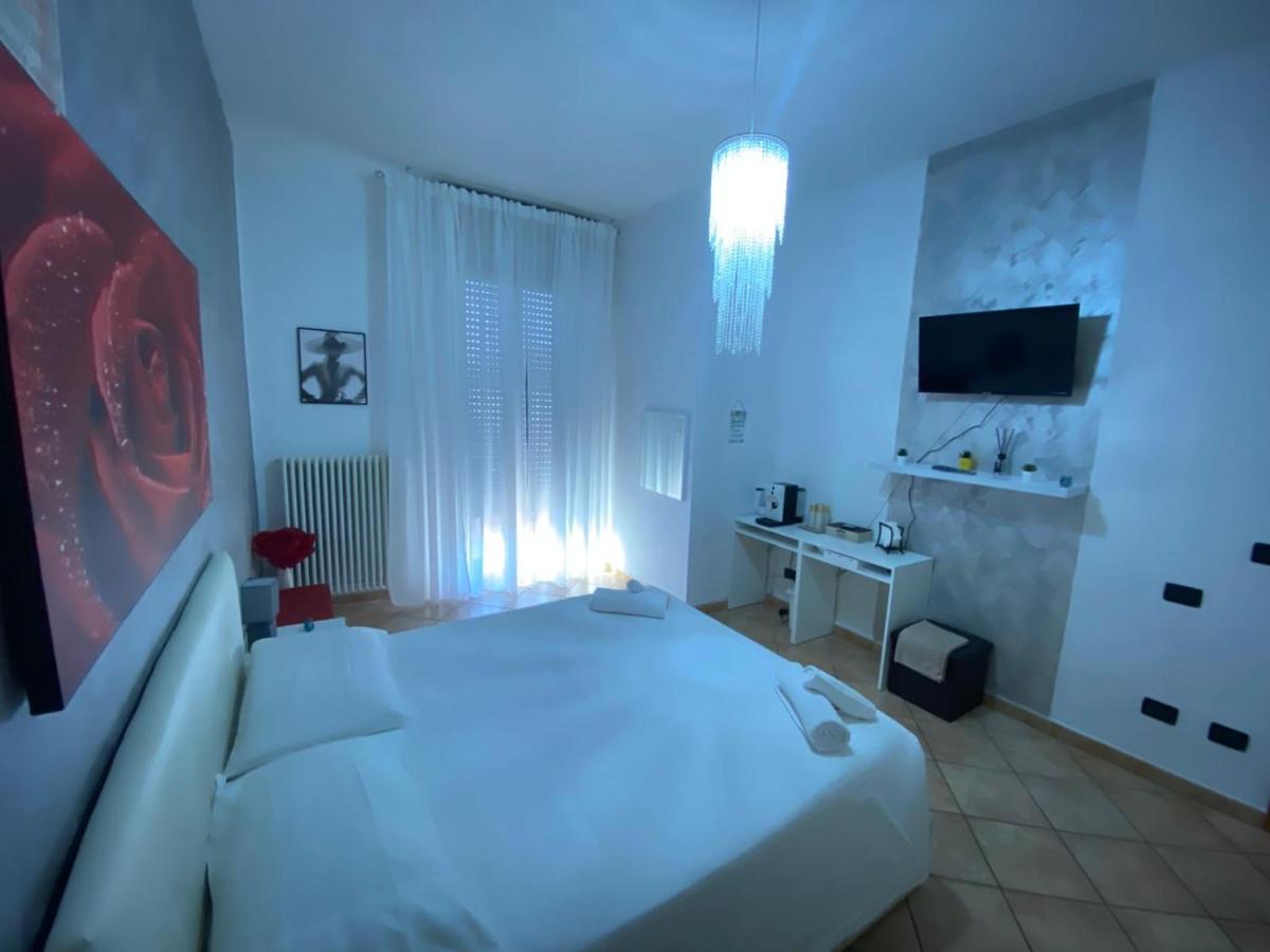 Vittorio Veneto Bed & Breakfast Bologna Bagian luar foto