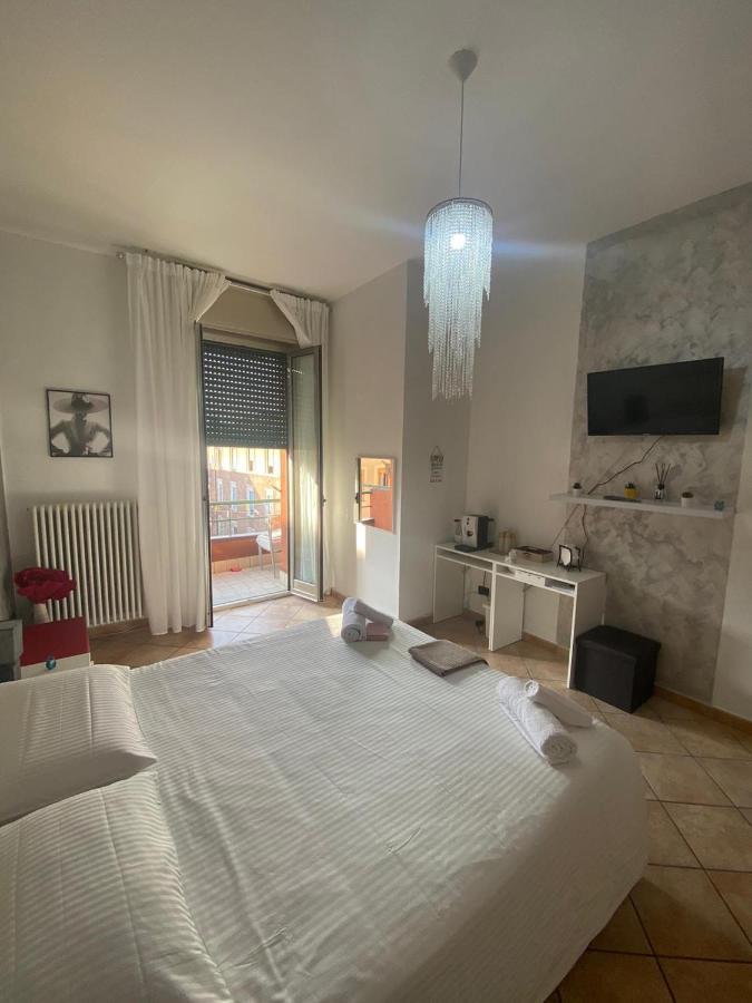 Vittorio Veneto Bed & Breakfast Bologna Bagian luar foto